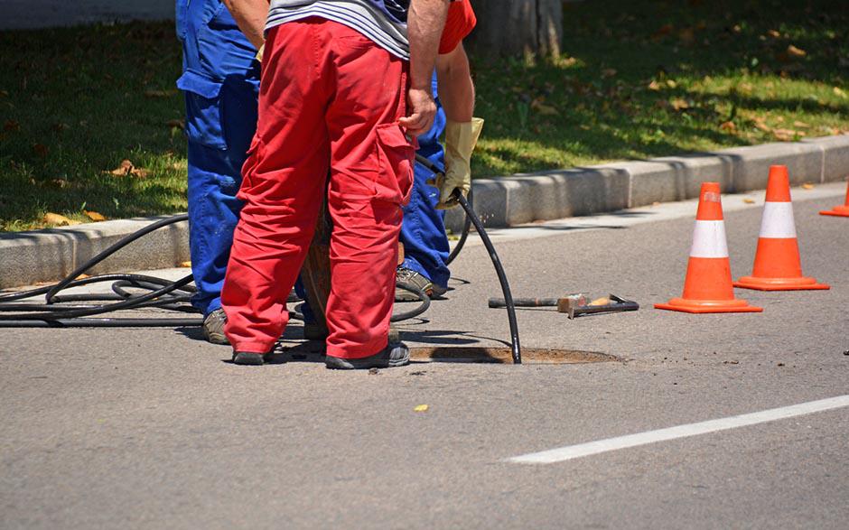 comment déboucher son wc Évry