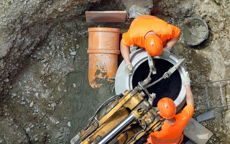 comment déboucher un wc avec une bouteille Alfortville