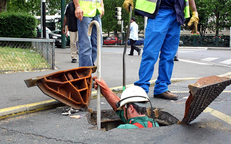 comment déboucher des wc Coubron